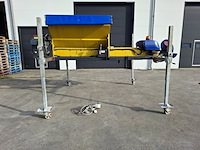 Nido strooier, nido, stratos b11-24 bcx-350, 2011 - afbeelding 1 van  21