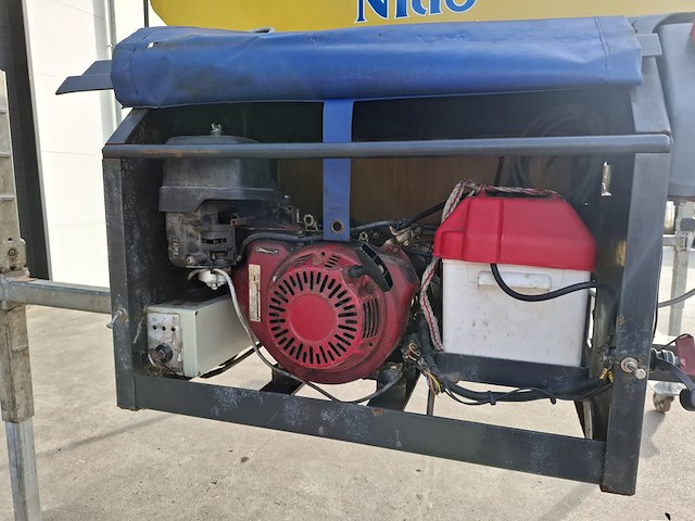 Nido strooier, nido, stratos b11-24 bcx-350, 2011 - afbeelding 21 van  21