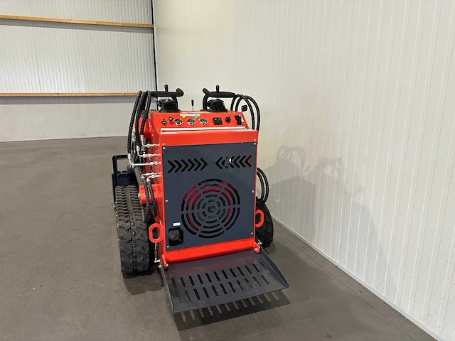 Nieuwe dutch loader shovel infront - skidster - minishovel - schranklader met rupsbanden - afbeelding 10 van  15