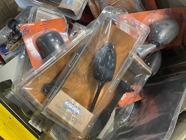 Nieuwe motor accessoires spiegels, knipperlichten, etc - afbeelding 7 van  9