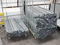 Nieuwe palletstelling bestaande uit 25 staanders en 100 leggers. onderdeel van combinatiekavel combinatiekavel van nieuwe palletstelling met in totaal 92 staanders en 364 leggers. kavels s002, s011, s012 en s013. - afbeelding 2 van  12