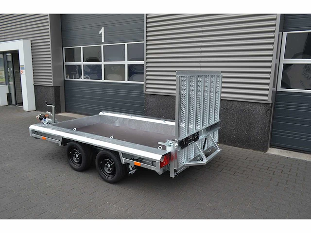 Nieuwe vlemmix machinetransporter 2700 kg (2 x as 1350 kg) 300x150x34cm 2024 - afbeelding 1 van  7