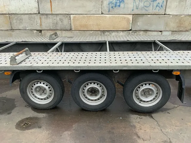 Niewiadow duo autoambulance - afbeelding 6 van  11