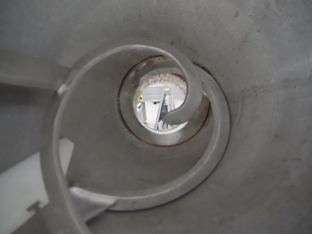 Nijal - afbeelding 2 van  23