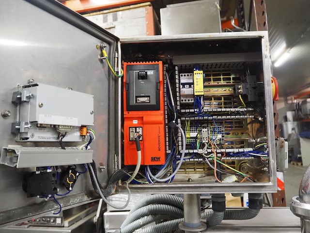 Nijal - afbeelding 6 van  17