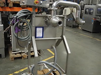 Nijal - afbeelding 1 van  17