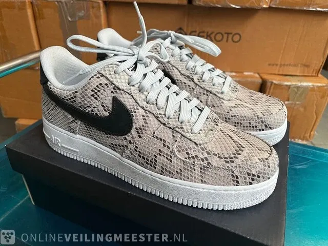 Nike air force 1 low snakeskin (2019) maat 44 - afbeelding 2 van  8