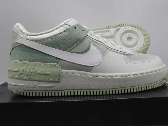 Nike air force 1 shadow spruce aura/white sneakers 43 - afbeelding 1 van  2