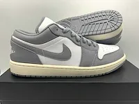 Nike air jordan 1 low stealth/ white sail sneakers 42.5 - afbeelding 1 van  2