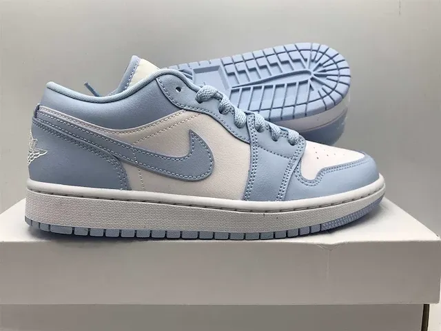 Nike air jordan 1 low white/ice blue sneakers 38.5 - afbeelding 1 van  2