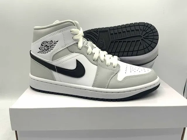 Nike air jordan 1 mid grey fog/black-white sneakers 38.5 - afbeelding 1 van  2