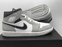 Nike air jordan 1 mid lt smoke grey/white-anthracite sneakers 41 - afbeelding 1 van  2