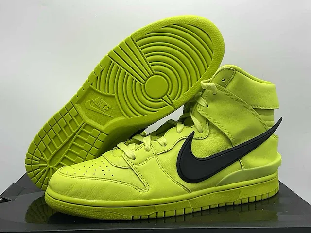 Nike dunk high ambush flash lime sneakers 45 - afbeelding 1 van  2
