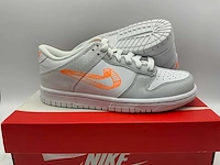 Nike dunk low se white/total orange sneakers 36 - afbeelding 1 van  2