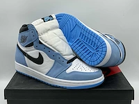 Nike jordan 1 retro high og university blue sneakers 43