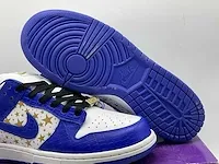 Nike sb dunk low supreme stars hyper royal (2021) sneakers 41 - afbeelding 6 van  11