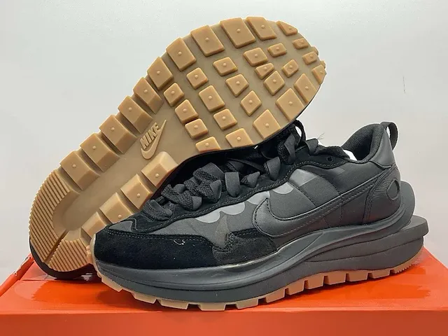 Nike vaporwaffle sacai black gum sneakers 40 - afbeelding 1 van  1