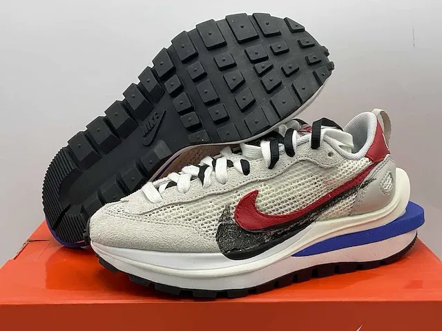 Nike vaporwaffle sacai fuchsia game royal sneakers 36 - afbeelding 1 van  2