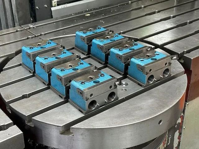 Niki ag machineklem - afbeelding 1 van  8