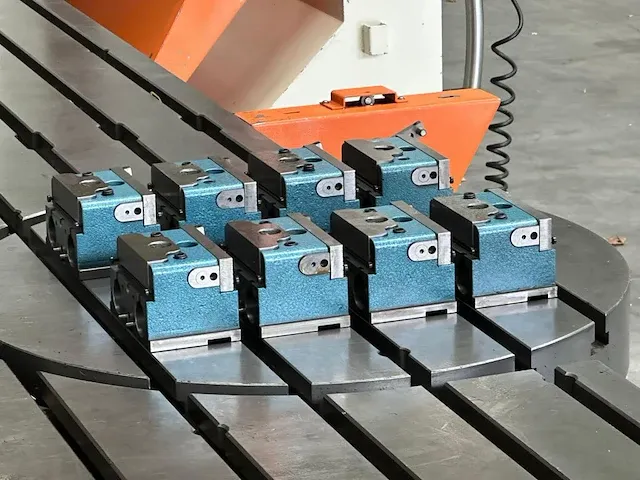 Niki ag machineklem - afbeelding 8 van  8