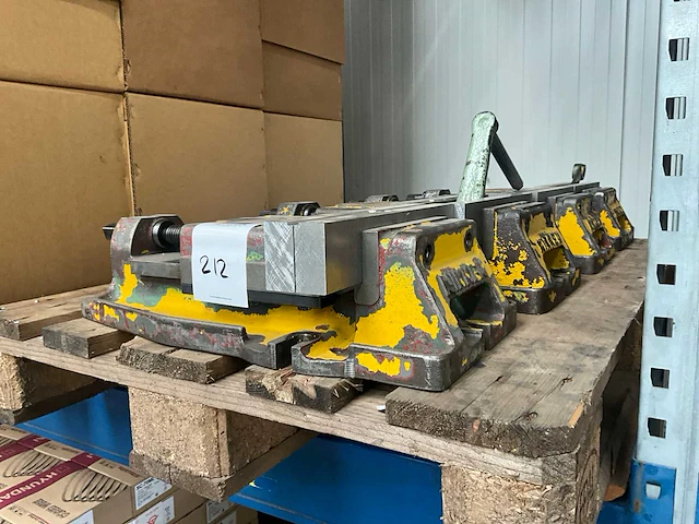 Nikken machineklem (4x) - afbeelding 1 van  5