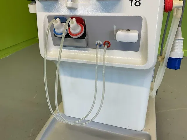 Nikkiso dbb 5 dialyse apparatuur (2x) - afbeelding 4 van  35