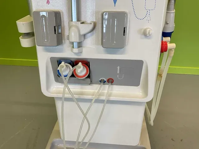 Nikkiso dbb 5 dialyse apparatuur (2x) - afbeelding 11 van  35