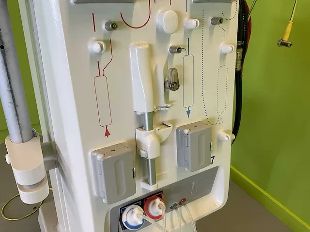 Nikkiso dbb 5 dialyse apparatuur (2x) - afbeelding 26 van  35