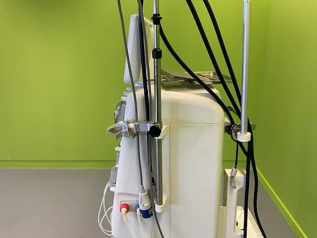 Nikkiso dbb 5 dialyse apparatuur (2x) - afbeelding 32 van  35
