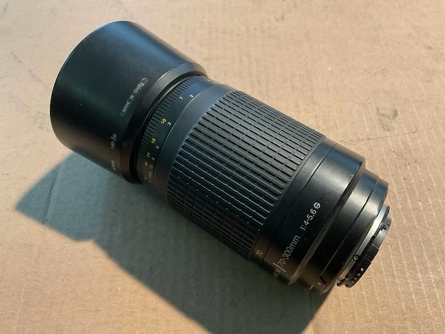 Nikon af camera lens - afbeelding 1 van  2