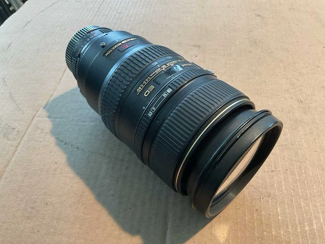 Nikon af camera lens - afbeelding 2 van  2
