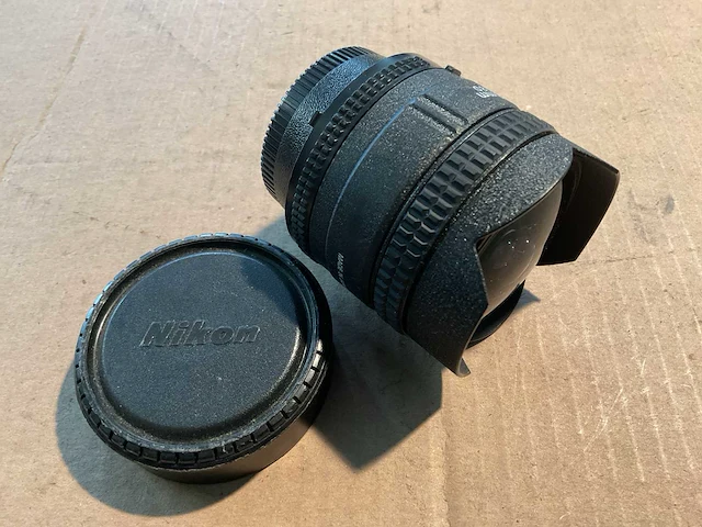 Nikon af-fisheye camera lens - afbeelding 2 van  2