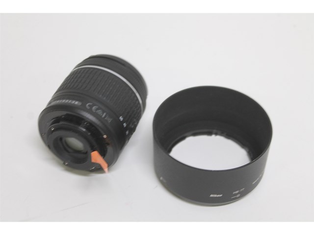 Nikon af-p dx nikkor 18-55mm f/3.5-5.6g vr lens for nikon dslr cameras - afbeelding 2 van  3