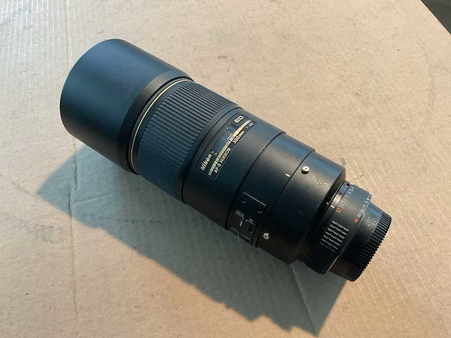 Nikon af-s camera lens - afbeelding 1 van  2
