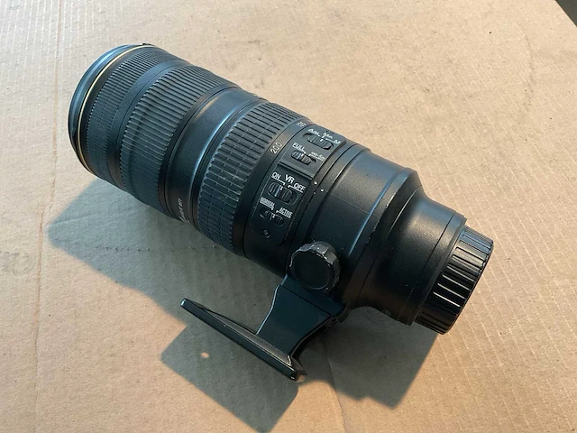 Nikon af-s camera lens - afbeelding 1 van  2