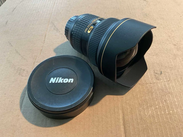 Nikon af-s camera lens - afbeelding 2 van  2