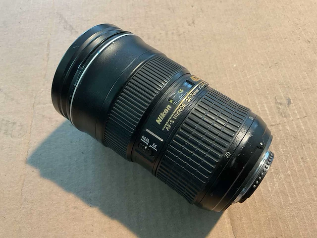 Nikon af-s camera lens - afbeelding 1 van  2
