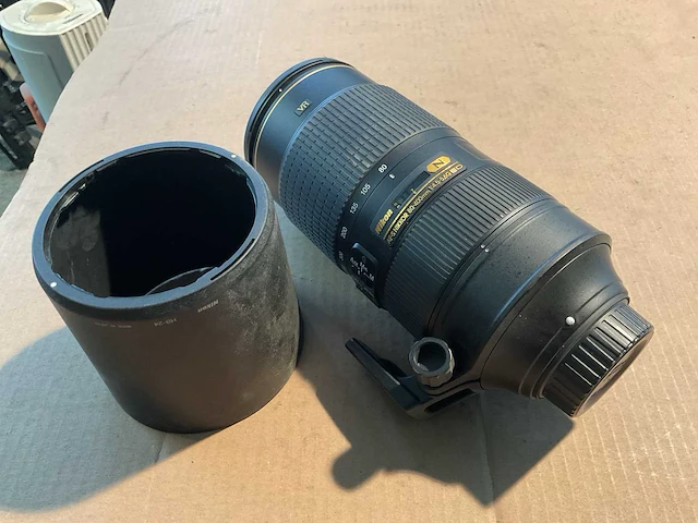 Nikon af-s camera lens - afbeelding 1 van  2