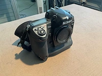 Nikon d2xs digitale fotocamera - afbeelding 1 van  4