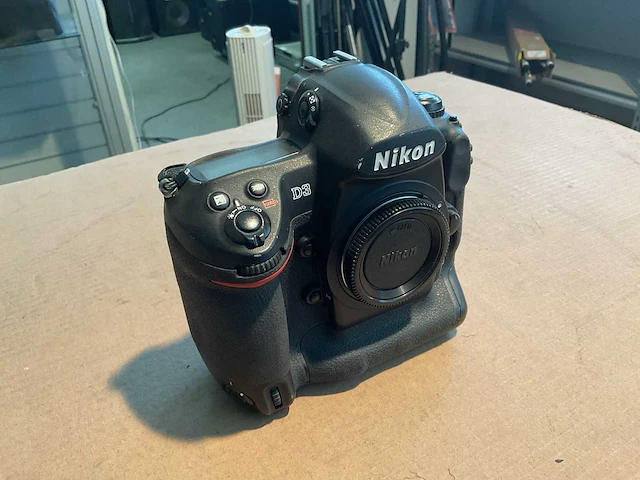 Nikon d3 digitale fotocamera - afbeelding 1 van  4