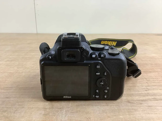 Nikon d3500 + af-p dx 18-55 vr kit - black - afbeelding 8 van  11