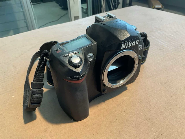 Nikon d70 digitale fotocamera - afbeelding 1 van  4