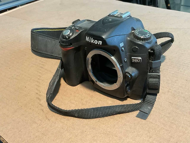 Nikon d80 digitale fotocamera - afbeelding 2 van  4