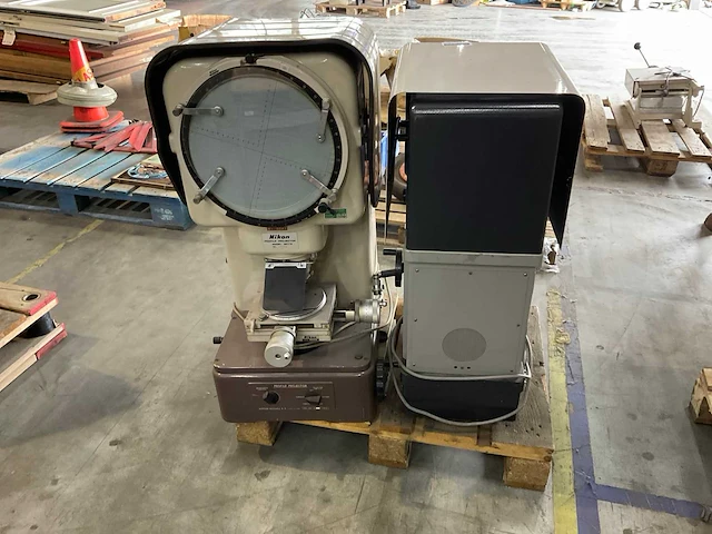 Nikon projector - afbeelding 2 van  9