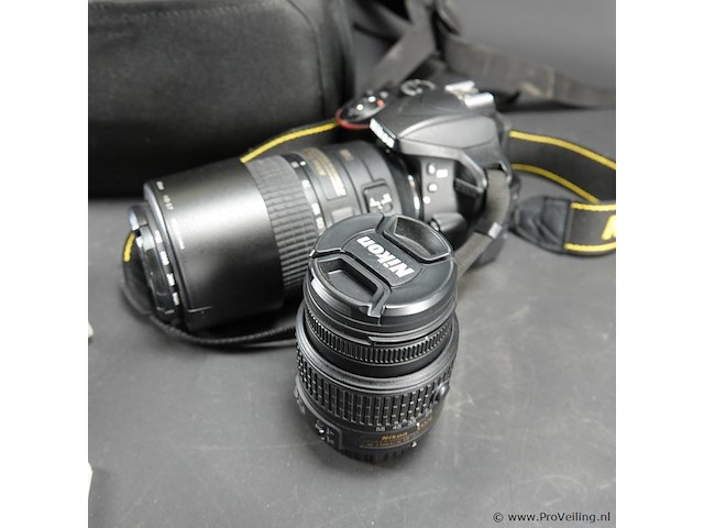 Nikon reflex d3300 camera in tas en met divers toebehoren - afbeelding 7 van  8