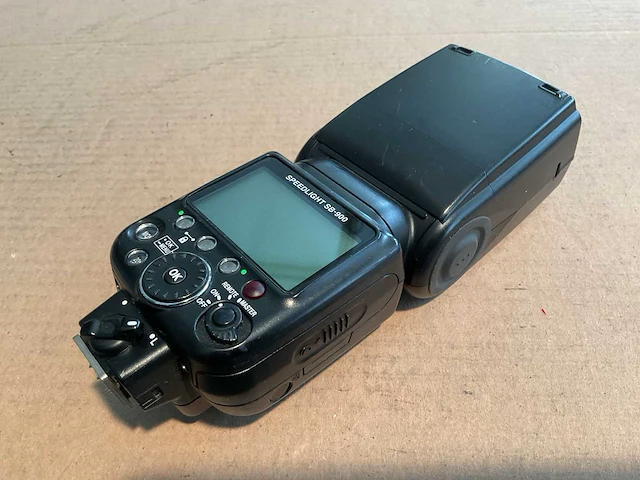 Nikon speedlight sb-900 flitser - afbeelding 4 van  4