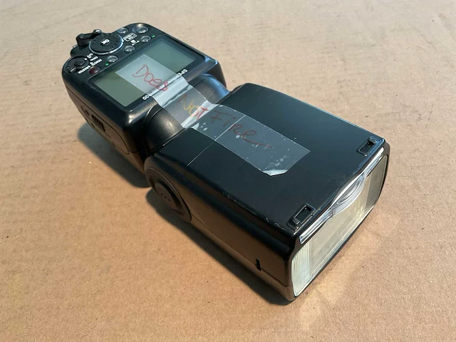 Nikon speedlight sb-900 flitser - afbeelding 3 van  4