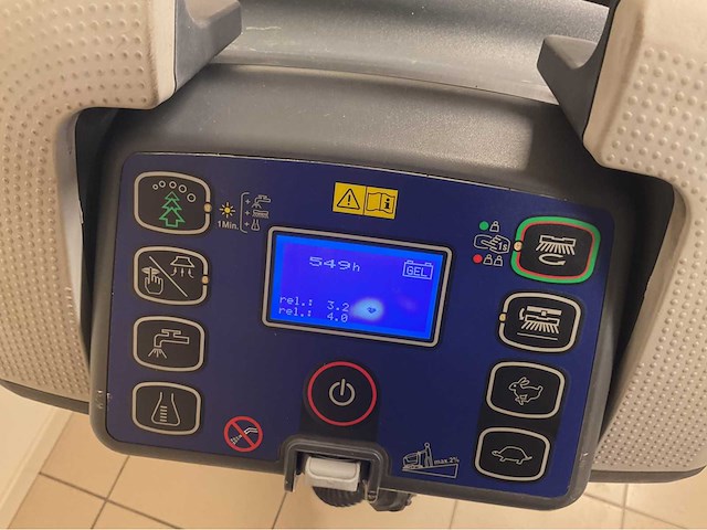 Nilfisk - sc500 53b - schrob- zuigmachine - afbeelding 2 van  12