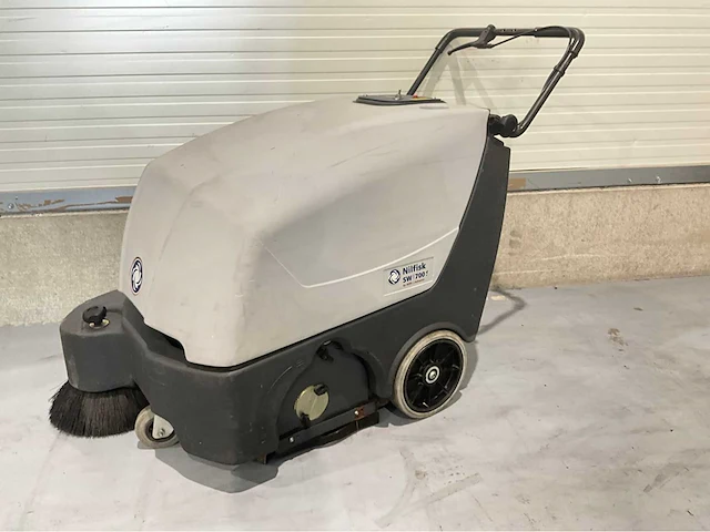 Nilfisk - sw700 s - achterloop veegmachine - afbeelding 2 van  10