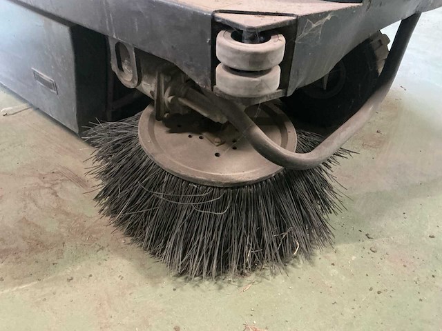 Nilfisk advance sr 1300h b veegmachine - afbeelding 2 van  16